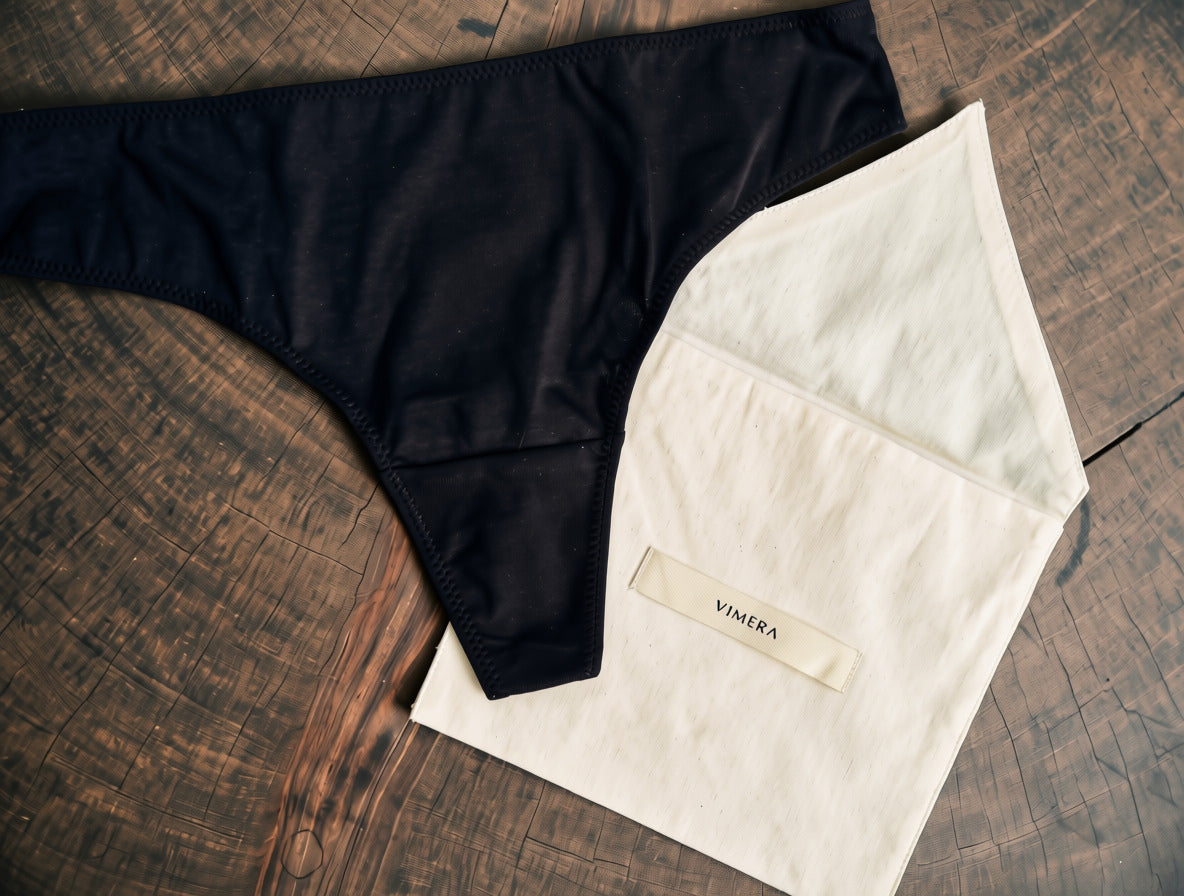 VIMERA 100% organic Peruvian Pima cotton bikini in Noir a raw cotton envelope.